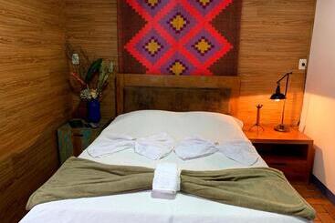 Albergue Pousada Manga Rosa