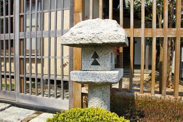 Bed and Breakfast 藤花楼 Kamakura