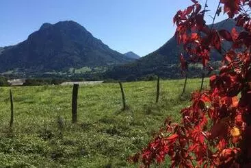 ベッドアンドブレックファースト La Buissonnière