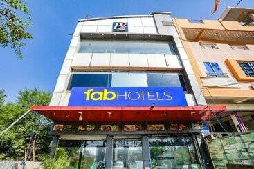 هتل Fabexpress P2