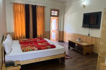 בית מלון כפרי The White House