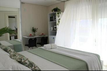 פנסיון Dois8zero