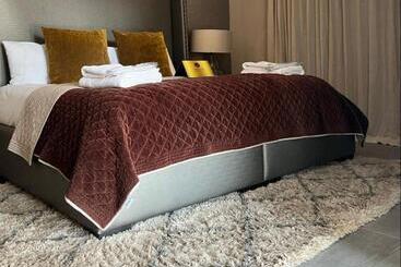 פנסיון The Farm Boutique Guest House