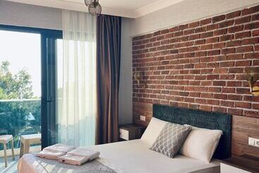 مبيت وإفطار Mari Pembe Otel