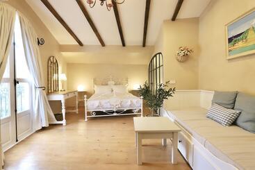 Otel Moon River Village