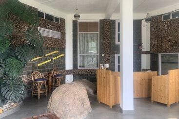 ホテル Silver Oaks Palampur