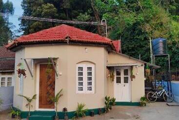 Bed and Breakfast Bob Heritage