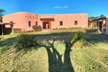 هاستل Beats Of Beads Trust