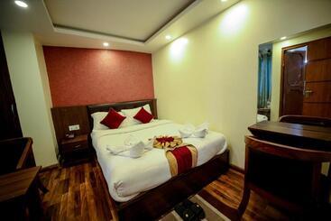 هتل Ananda Bhairav