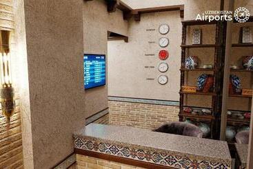 Hotel-cápsula Qo Noq Tashkent Airport Hotel Sleep Lounge & Showers, Terminal 2 Transit Only