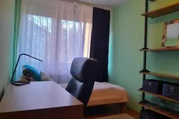 پانسیون Quiet Room With Workspace In Top Location