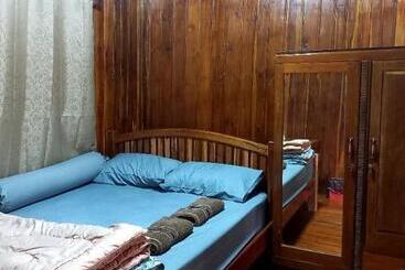 Pensão ครัวป่าตันแอนด์โฮมสเตย์