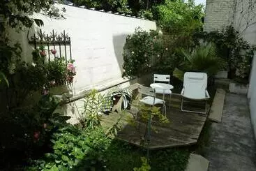 ベッドアンドブレックファースト Maison Des Peupliers