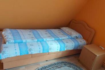 Aamiaismajoitus (B&B) Sportski Centar Okanik