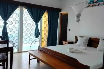 هتل Annexe Raoof