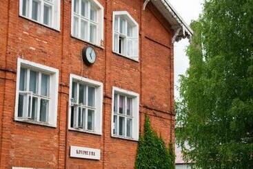 Nuutajärven Kylähotelli 1793