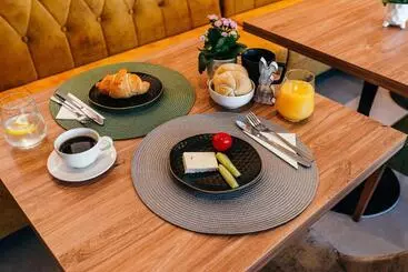 Rk Hotel Ghimbav
