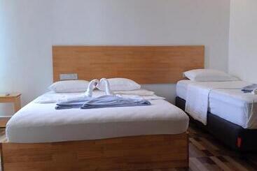 Hotel Fulidhoo Hathaa Retreat