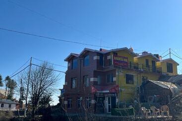 Kufri Hotel Beercastle