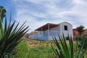 公寓式酒店  Camping Wassay Beach