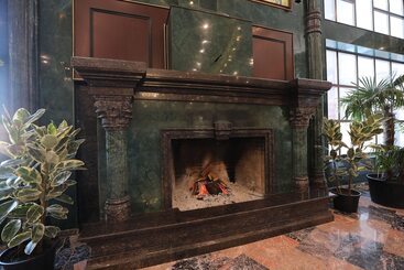 Eighty Eight Deluxe Hotel & Spa