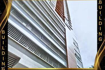 هتل Free Pool N Free Sauna Access Oceanview Balcony In The Heart Of Manila, Front Of Robinsons Mall, Wal