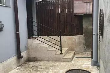 ペンション Tatul Guest House