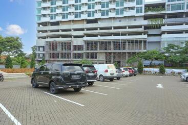 Hotel Oyo 93432 Tree Room