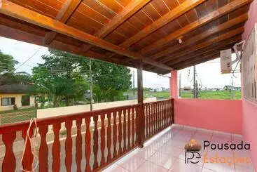 ユースホステル Pousada Estações