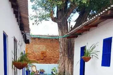ペンション La Marina Hostal
