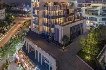 Wuyu Hotel Chongqing Jiangbei Airport & Light Rail
