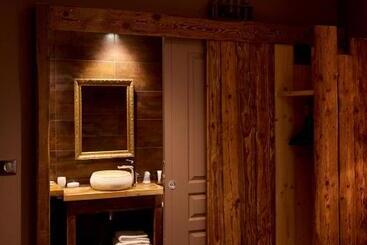 호텔 Hôtel Le Manoir Des Montagnes