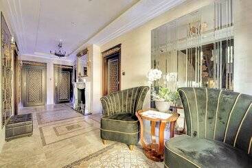 ホテル Mala Anglia Deluxe Rooms & Spa