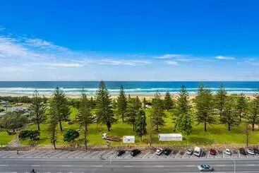 Hotel Sandpiper Broadbeach