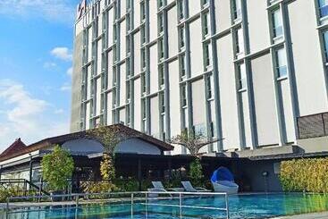 Hotell Swissbelinn Saripetojo Solo
