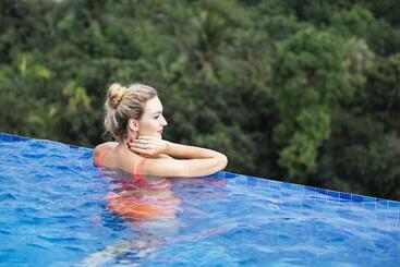 هتل The Way Dhaka