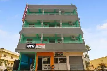 Hotel Oyo R.j.international