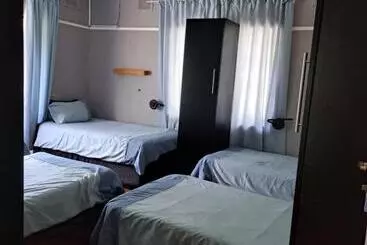 هاستل Pmb Backpackers Lodge