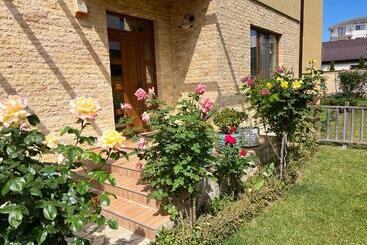 تختخواب و صبحانه Casa Vila Ica