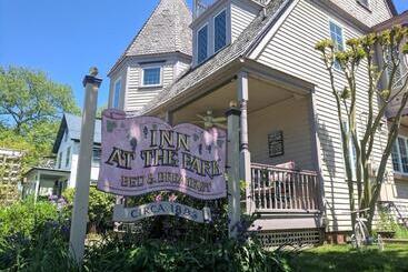 Bed and Breakfast Inn At The Park   The Cottage