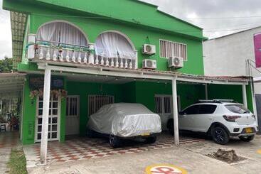 Hotel Portón Del Oriente