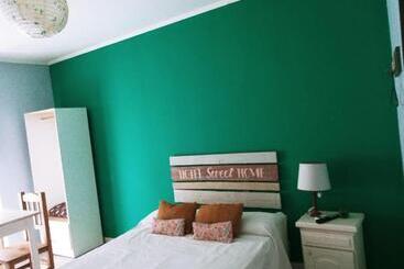 Bed and Breakfast Are Pora