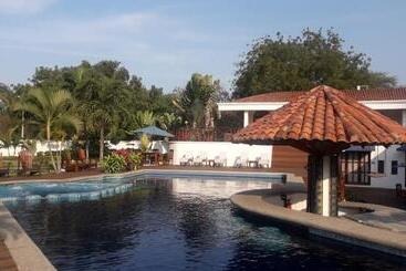 Hotel Casa Ceibo