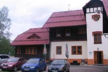 Majatalo Penzion Pstruh