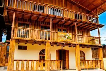 Auberge Rana De Cristal