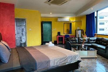 فندق Koeing Mansion