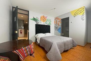 بنسيون San Roberto Lince