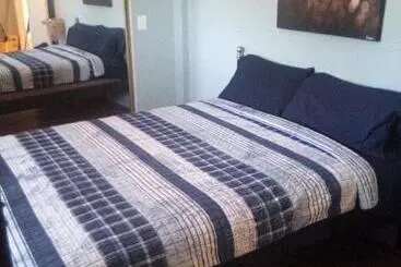 Retkeilymaja Robertson S Place Like Home