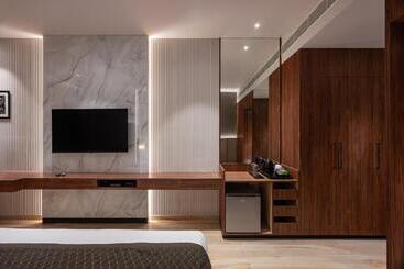 هتل Buddha Avenue