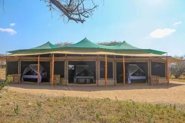 هتل Explore Serengeti Tented Camp